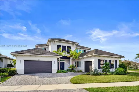 9281 Coral Isles Cir, Palm Beach Gardens, FL 33412