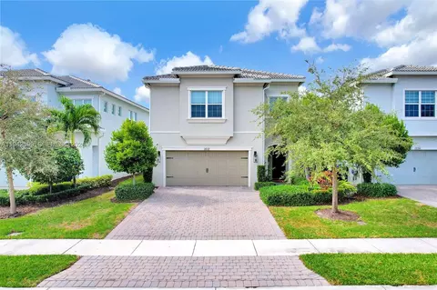 1612 Trailhead Ter, Hollywood, FL 33021