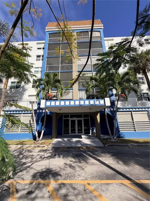 501 E Dania Beach Blvd #5-1B, Dania Beach, FL 33004