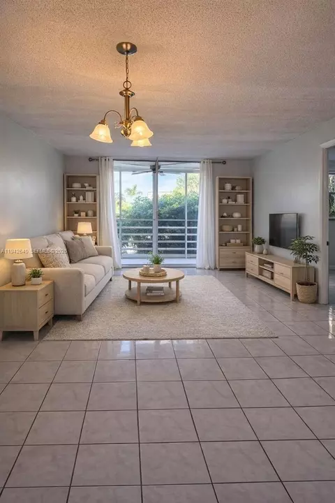 501 E Dania Beach Blvd #1B, Dania Beach, FL 33004