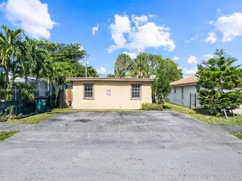 2821 NW 12th Ct, Fort Lauderdale, FL 33311