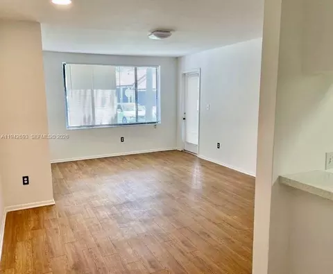 4421 W Mcnab Rd #20, Pompano Beach, FL 33069