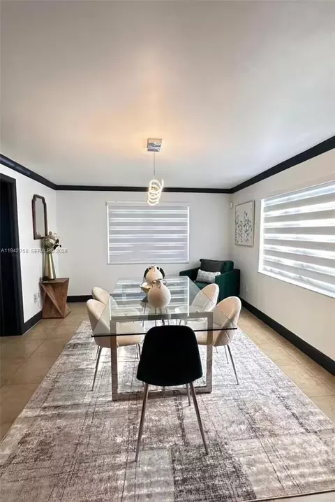 Dining - 747 E 19th St, Hialeah, FL 33013 photo 3 of 4