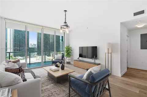 1111 SW 1st Ave #2222-N, Miami, FL 33130