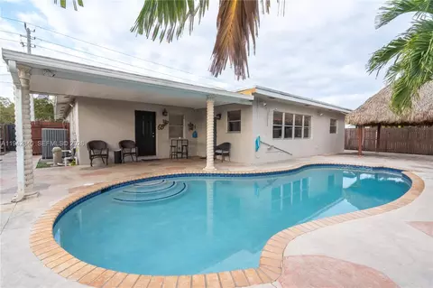 11700 Sheridan St, Pembroke Pines, FL 33026