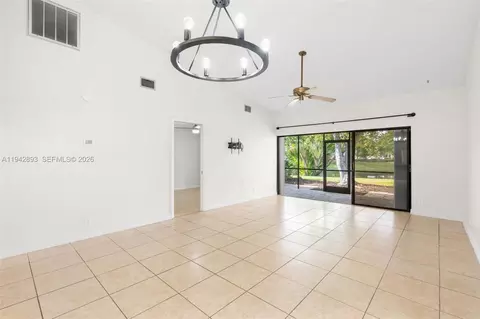 Living - 5149 E Lakes Dr, Pompano Beach, FL 33064 photo 2 of 7
