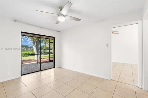Bedroom - 5149 E Lakes Dr, Pompano Beach, FL 33064 photo 5 of 5