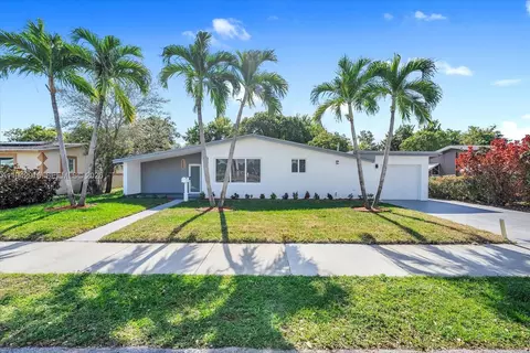 1110 NW 183rd St, Miami Gardens, FL 33169