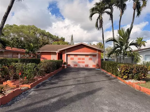 6225 SW 59th St, South Miami, FL 33143