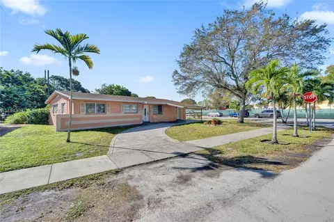 1450 NW 198th St, Miami Gardens, FL 33169