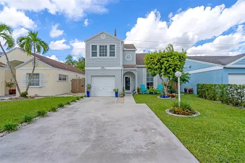 14642 SW 128th Ct Rd, Miami, FL 33186