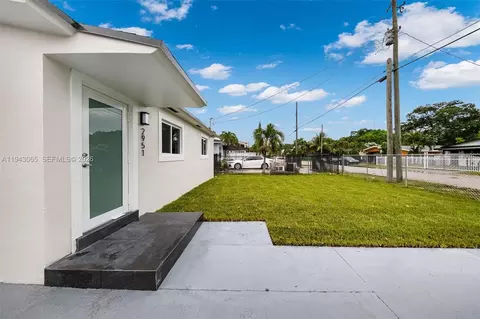2951 NW 47th St, Miami, FL 33142