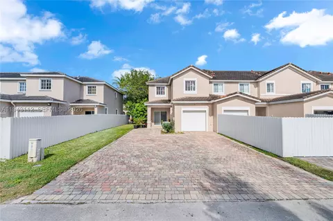 14102 SW 276th St, Homestead, FL 33032