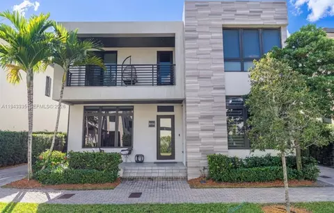 8156 NW 48th Ter, Doral, FL 33166