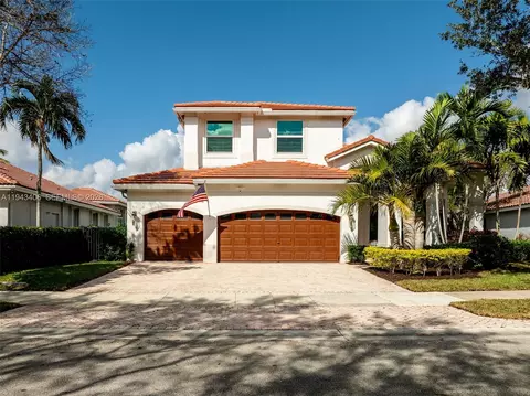 2763 Oakbrook Dr, Weston, FL 33332