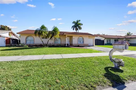 20235 SW 132nd Ave, Miami, FL 33177
