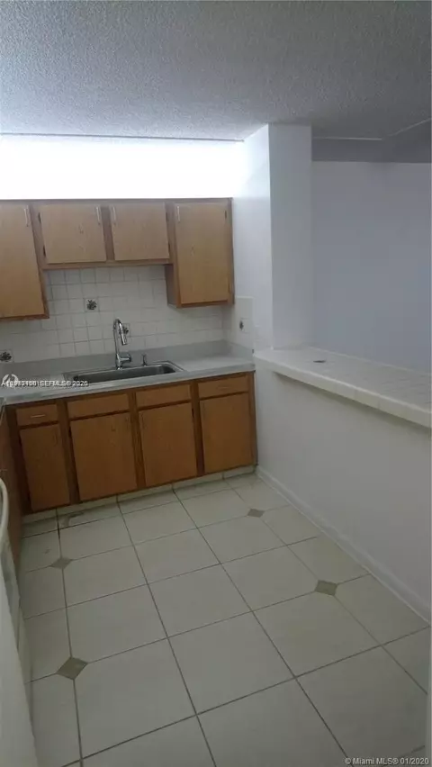 14820 Naranja Lakes Blvd #D3R, Homestead, FL 33032