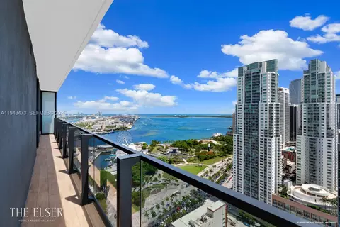 398 NE 5th St #2717, Miami, FL 33132