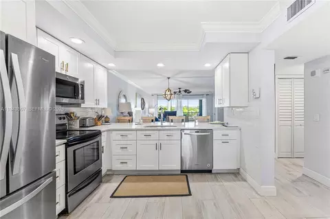 275 Palm Ave #B207, Jupiter, FL 33477