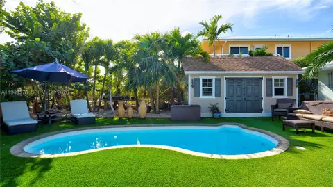 150 Azalea St, Tavernier, FL 33070