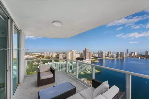 3301 NE 183rd St #3101, Aventura, FL 33160