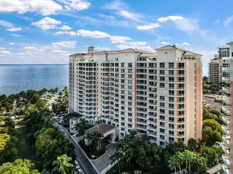View/Area - 791 Crandon Blvd #603, Key Biscayne, FL 33149 photo 1 of 7