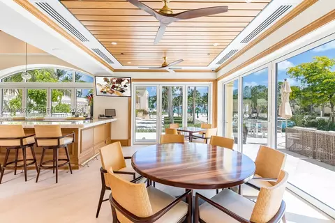 Dining - 791 Crandon Blvd #603, Key Biscayne, FL 33149 photo 7 of 7