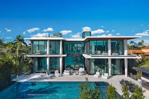 217 E Rivo Alto Dr, Miami Beach, FL 33139