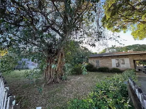 6500 SW 60th Ave, South Miami, FL 33143 photo 2