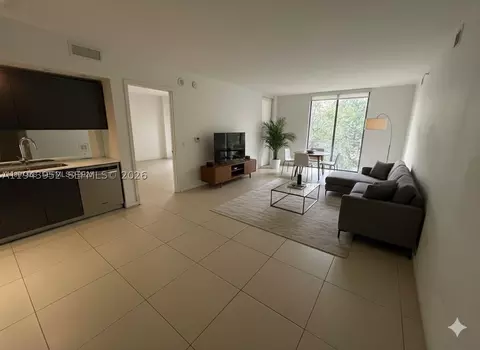 31 SE 6th St #407, Miami, FL 33131