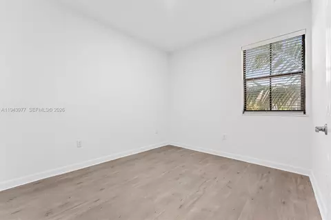 Bedroom - 3386 W 106th Ter, Hialeah, FL 33018 photo 9 of 10