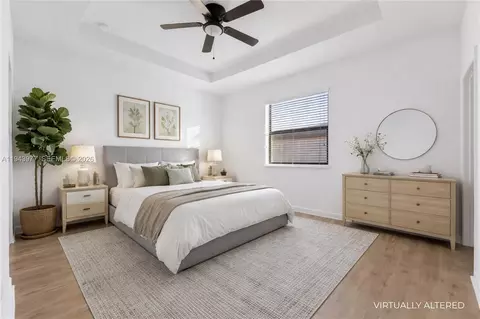 Bedroom - 3386 W 106th Ter, Hialeah, FL 33018 photo 1 of 10