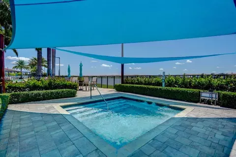 Exterior - 3386 W 106th Ter, Hialeah, FL 33018 photo 6 of 7