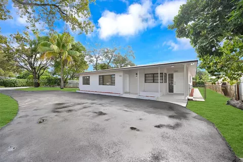 1550 NE 118th Ter, Miami, FL 33161