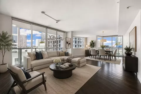 350 SE 2nd St #870, Fort Lauderdale, FL 33301