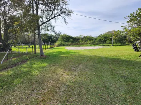 3565 NW 10th Ave, Okeechobee, FL 34972 photo 4