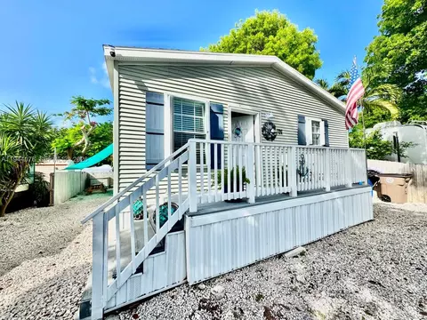 101620 Overseas Hwy #11N, Key Largo, FL 33037