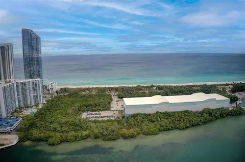 300 Bayview Dr #2108, Sunny Isles Beach, FL 33160
