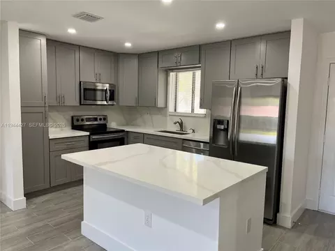 9539 SW 1st Ct #9539, Coral Springs, FL 33071