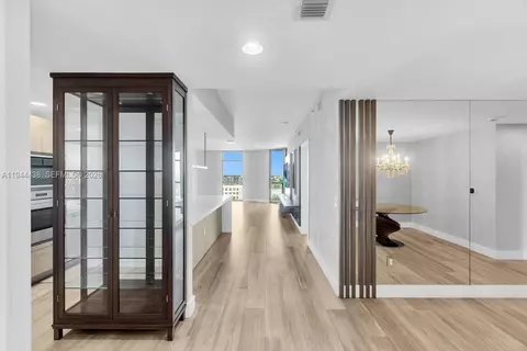 17301 Biscayne Blvd #1106, North Miami Beach, FL 33160