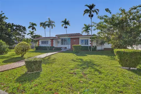 500 SW 39th Ct, Miami, FL 33134