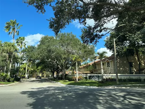 3818 Coral Tree Cir #3818, Coconut Creek, FL 33073