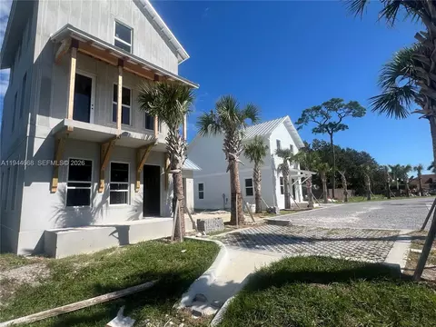 Other - 17 Tidewater Ct, Stuart, FL 34996 photo 4 of 8