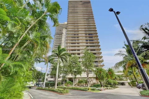 19667 Turnberry Way #12F, Aventura, FL 33180