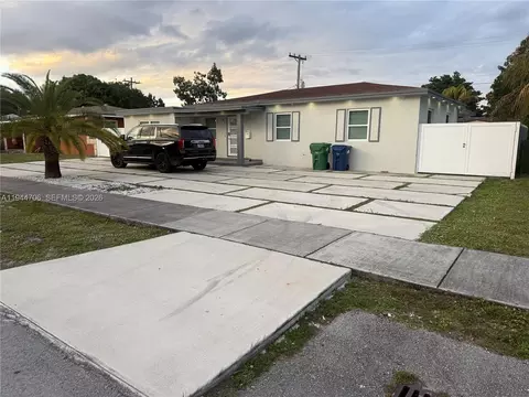 601 NW 187th St, Miami Gardens, FL 33169