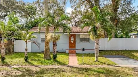 6416 Perry St, Hollywood, FL 33024