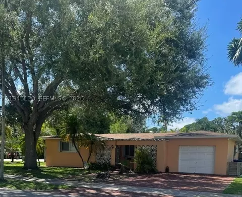 5700 SW 45th Ter, Miami, FL 33155