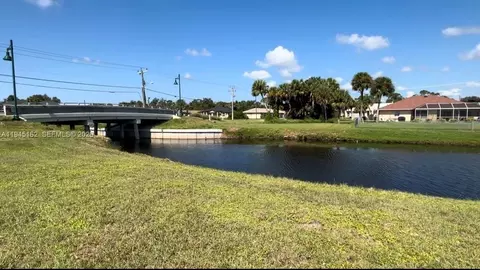 401 Rotonda Cr, Port Charlotte, FL 33947