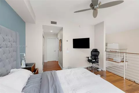 Bedroom - 60 SW 13th St #5012, Miami, FL 33130 photo 2 of 2