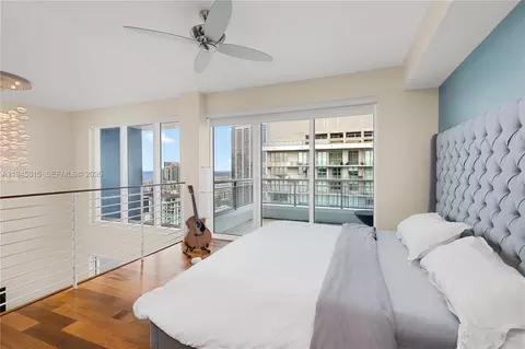 Bedroom - 60 SW 13th St #5012, Miami, FL 33130 photo 1 of 2